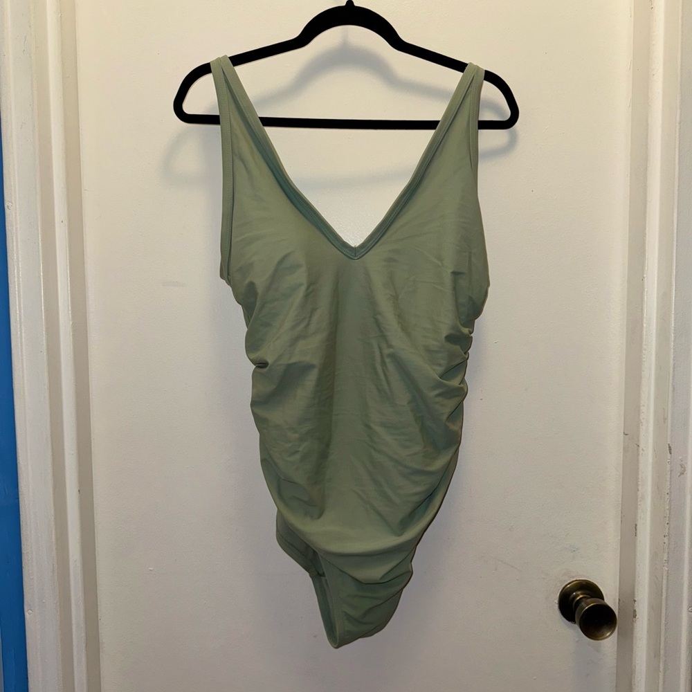 *Like New* New Kona Sol green one piece swimsuit size L